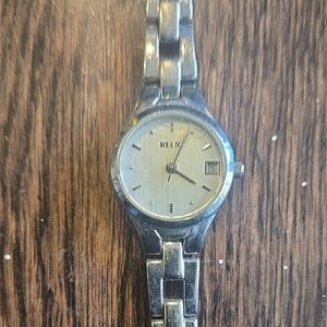 Relic Silver-Tone Women's Watch